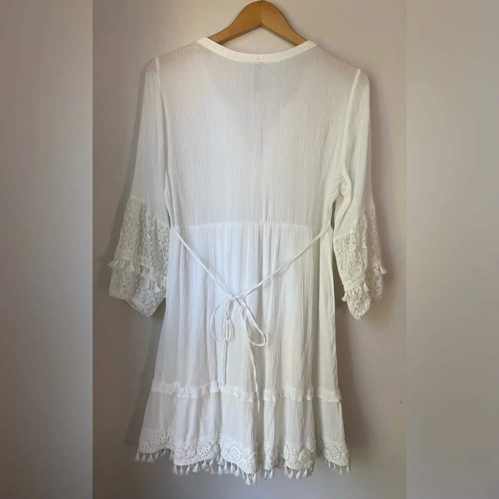 American Rag White Lace Detail, Billow Sleeves Boho Dress Size Medium - Picture 2 of 15